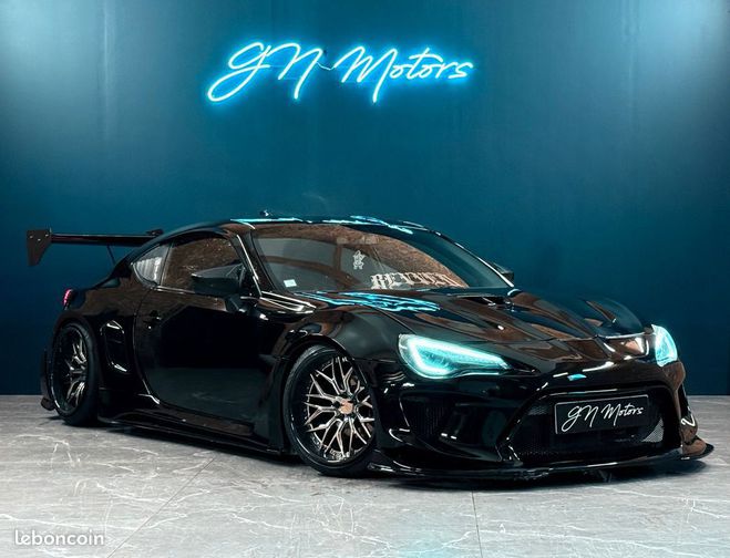 Cliquer pour voir la photo suivante Toyota GT86 2.0 200 ch Carbon Edition BVA6 GARANTIE Noir de 2013