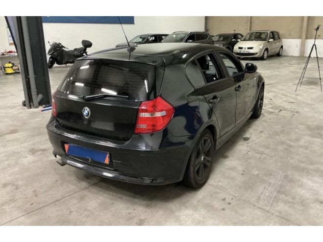 BMW Serie 1 120d BERLINE E87 LCI Confort PHASE 2 NOIR de 2009