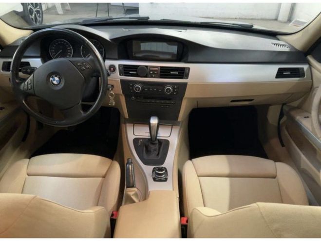 BMW Serie 3 320i Premire - BVA BERLINE E90 LCI PHAS GRIS FONCE de 2009