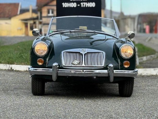 MG MGA A 1600 4 cylindres 1.6L, 80 ch. Vert de 1960