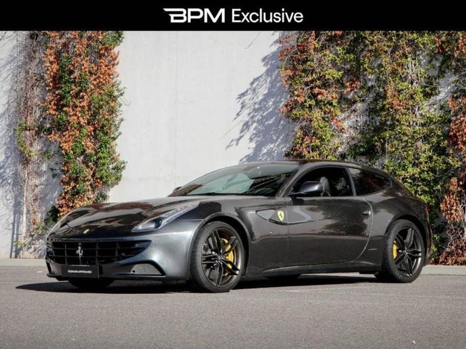 Cliquer pour voir la photo suivante Ferrari FF V12 Gris de 2014