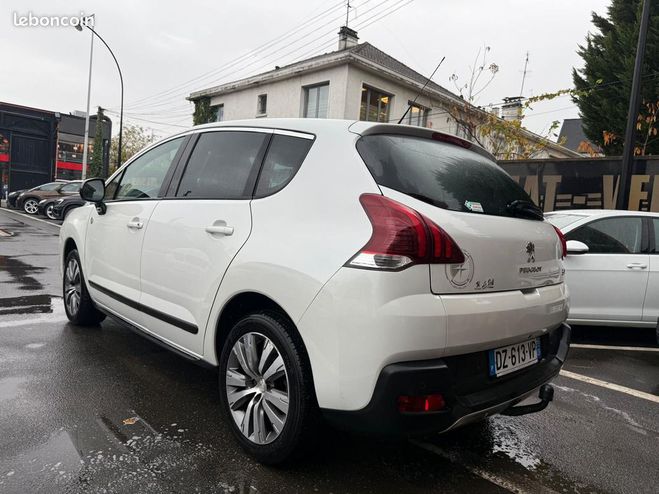 Peugeot 3008 1.6 BLUEHDI 120CH CROSSWAY S&S Blanc de 2016