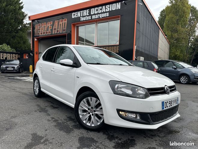 Volkswagen Polo 1.2 60CH LIFE 5P Blanc de 2014