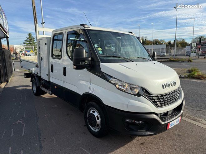 Iveco Daily Benne   Coffre 35-140 6 places Blanc de 2020