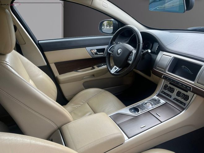 Jaguar XF 2.2 D - 163 British Edition A Noir de 2014