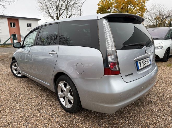 Mitsubishi Grandis 2.0 DI-D 140 Intense Gris de 2008