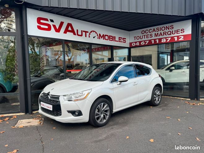 Citroen DS 4 Citron DS4 1.6 BlueHDi 120ch Executiv Blanc de 2015