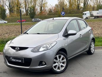  Voir détails -Mazda 2 1.3 MZR ELEGANCE 5 PORTES * 86.000KM * 2 à  La Chapelle-d'Armentires (59)