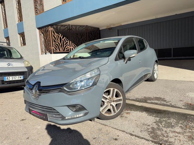 Cliquer pour voir la photo suivante Renault Clio IV BUSINESS dCi 75 E6C Gris de 2018