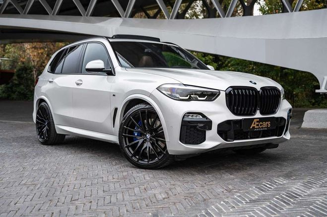 Cliquer pour voir la photo suivante BMW X5 XDRIVE 40d M PACK 7 SEATS DRIVING ASSIST Blanc Métallisé de