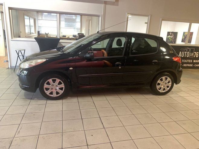 Peugeot 206 206  1,1 CONFORT 5 Portes NOIR de 2010