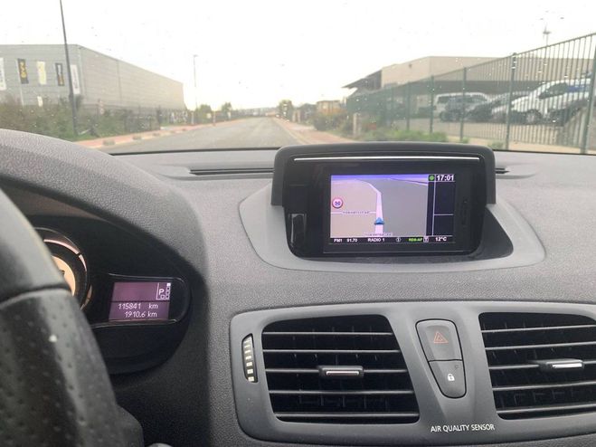 Renault Megane III 1.5 dCi 110ch Euro5 BOITE AUTO Marron de 2012