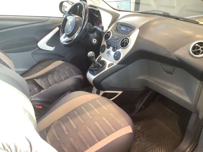 Ford KA 1.2 Titanium Marron Mtallis de 2010