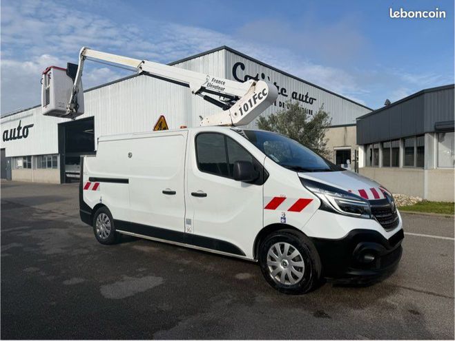 Renault Trafic 2.0 145ch nacelle France Elevateur 101fc  de 2021