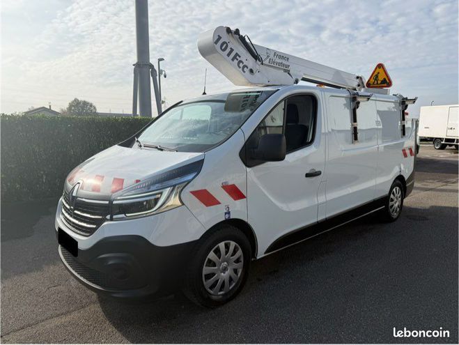 Renault Trafic 2.0 145ch nacelle France Elevateur 101fc  de 2021