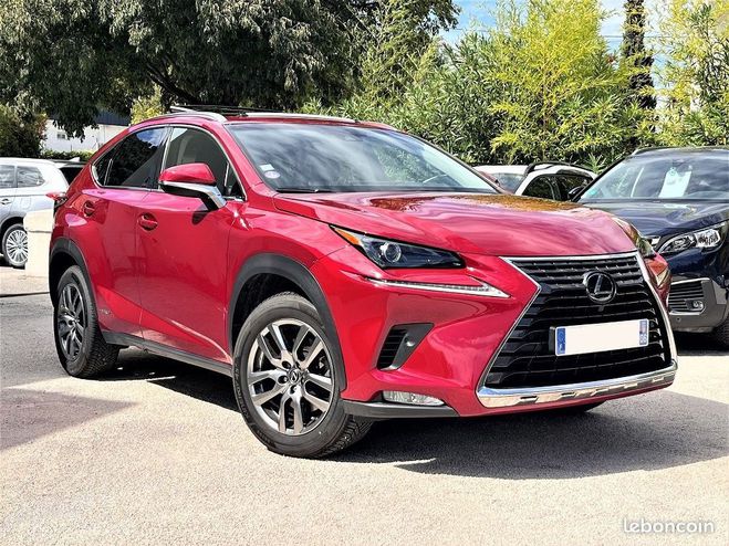Lexus NX 300H 2WD LUXE MM19 Rouge de 2019