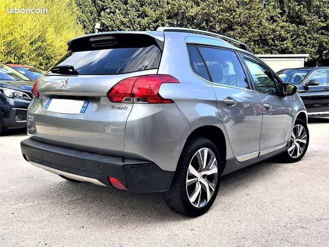 Peugeot 2008 1.2 PURETECH 110CH CROSSWAY S&S Gris de 2015