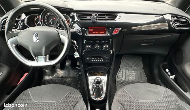 Citroen DS 3 automobiles 1.6 vti 120 sochic Blanc de 2011