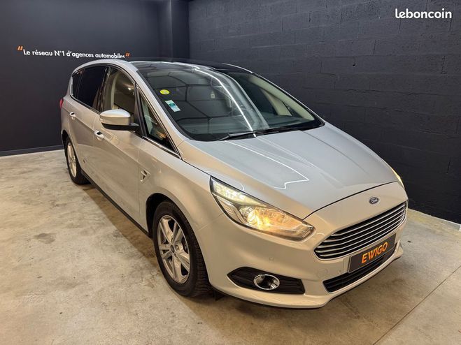 Ford S Max 2.0 tdci 150 bva titanium carplay toit p Gris de 2017