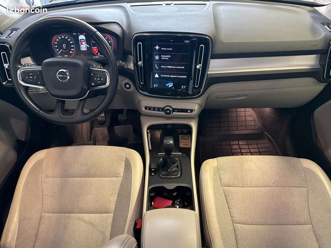 Volvo XC40 1.5 t3 155ch momentum 2wd boitier ethano Noir de 2019