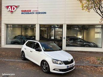  Voir détails -Skoda Fabia 1.4 Tdi Dsg Style toit panoramique à Saint-tienne (42)