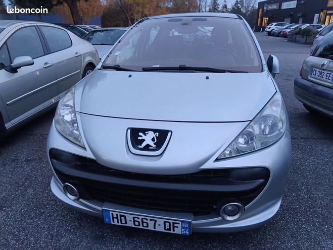 Peugeot 207 Belle hdi feline 11 2008 pack 107000 kms Gris de 2008