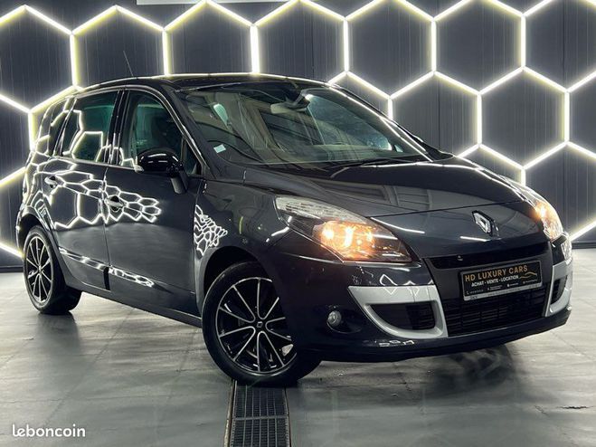 Cliquer pour voir la photo suivante Renault Scenic édition bose dci 130 cv Gris de 2012