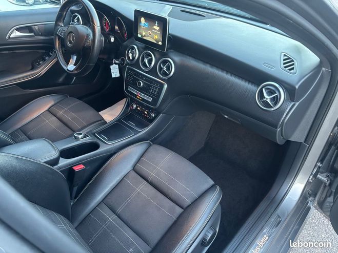Mercedes Classe A 200 d 200d Sensation 136ch 7G-DCT Gris de 2016