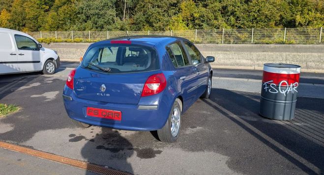 Renault Clio 3 1.2i 75cv  de 2007