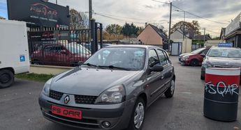  Voir détails -Renault Clio  2 1.2i 60cv Authentique à Claye-Souilly (77)