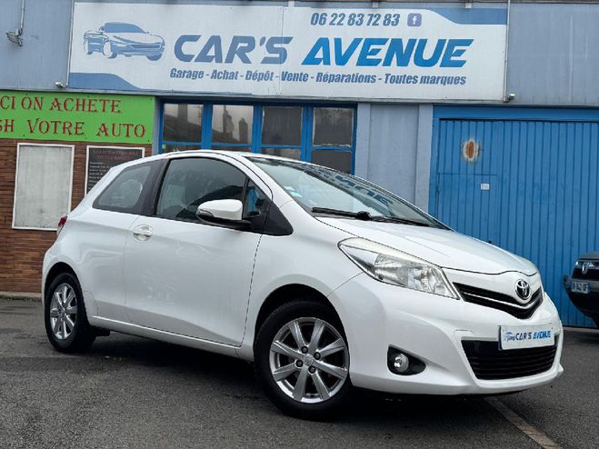 Cliquer pour voir la photo suivante Toyota Yaris 69 VVT-i Tendance BLANC de 2012