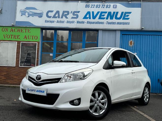 Toyota Yaris  69 VVT-i Tendance BLANC de 2012