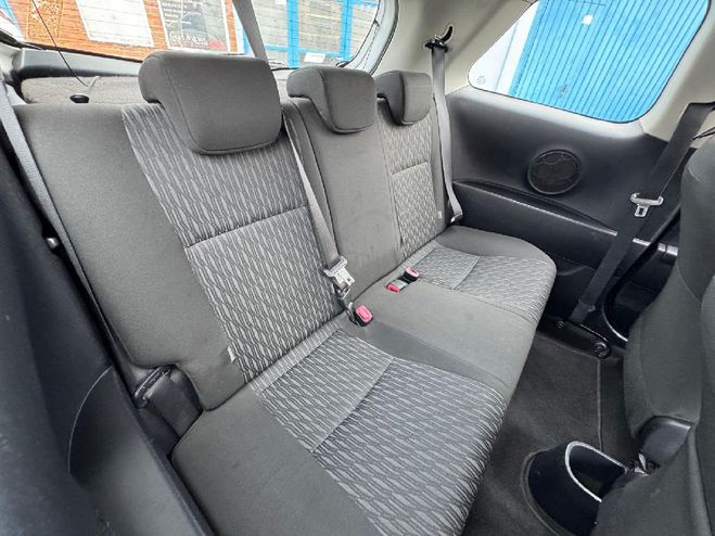 Toyota Yaris  69 VVT-i Tendance BLANC de 2012