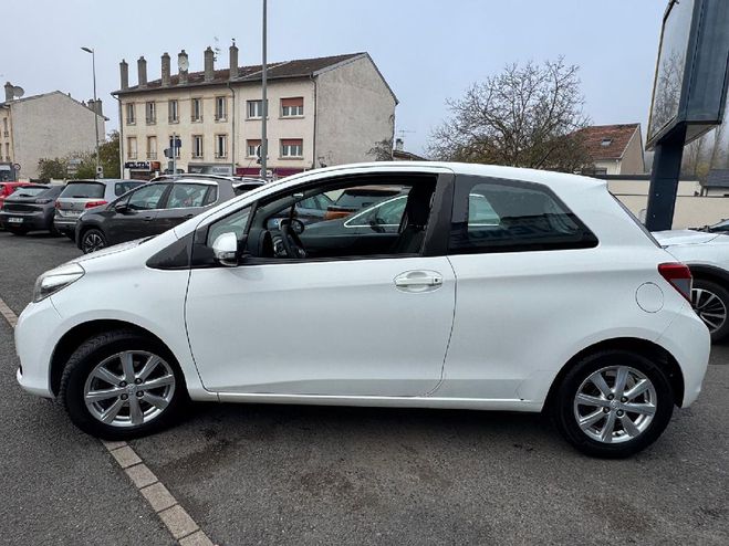 Toyota Yaris  69 VVT-i Tendance BLANC de 2012