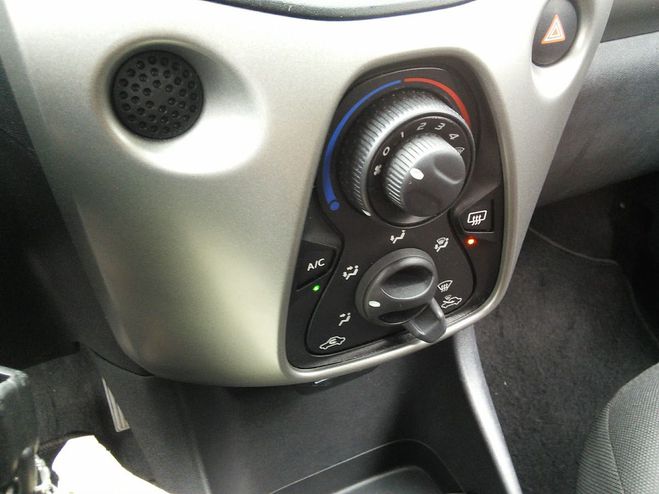 Citroen C1 1.0 VTi 70CV Feel - CLIM -  EMBRAYAGE NE Brun de 2014