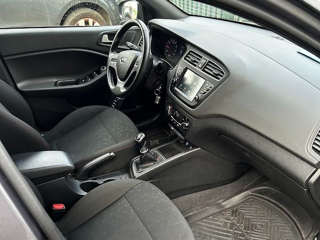 Hyundai I20 1.0 T-GDi 100cv INITIA 5 portes Gris anthracite de 2020