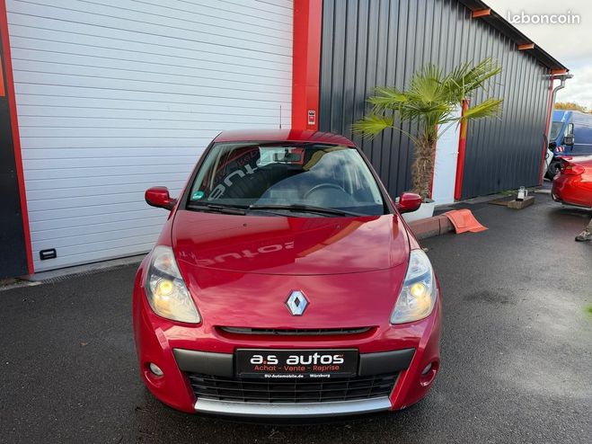Renault Clio III 1.2 16 V 75 cv GPS JANTE ALLU INITIA Rouge de 2009