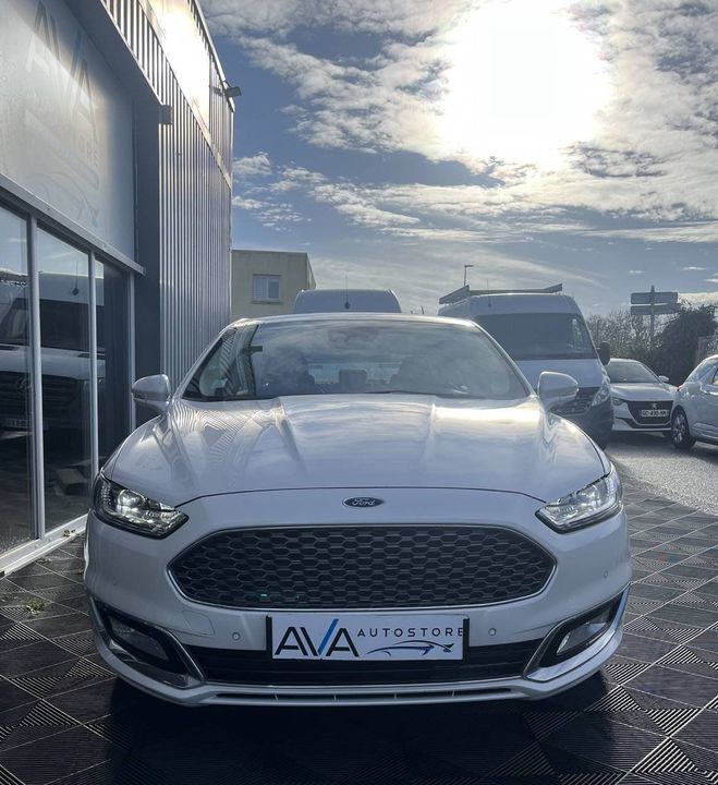 Ford Mondeo Berline 2.0 i VIGNALE 187 Hybrid ECVT 14 BLANC de 2018
