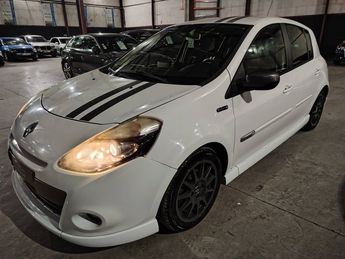  Voir détails -Renault Clio III (2) 1.6 16v 128 Gordini 5p à Sainte-Genevive-des-Bois (91)