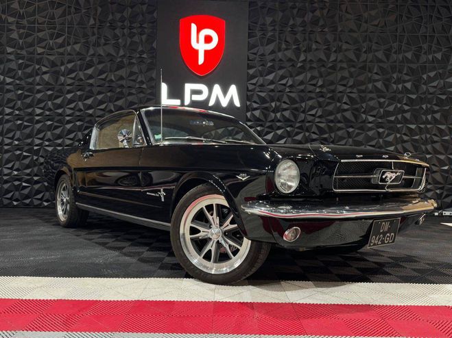 Cliquer pour voir la photo suivante Ford Mustang Fastback NOIR de 1965
