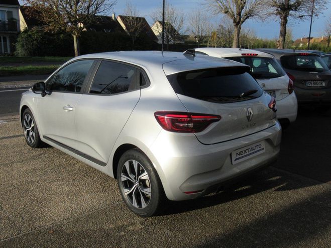 Renault Clio V 1.5 BLUE DCI 100CH Gris Clair de 2023