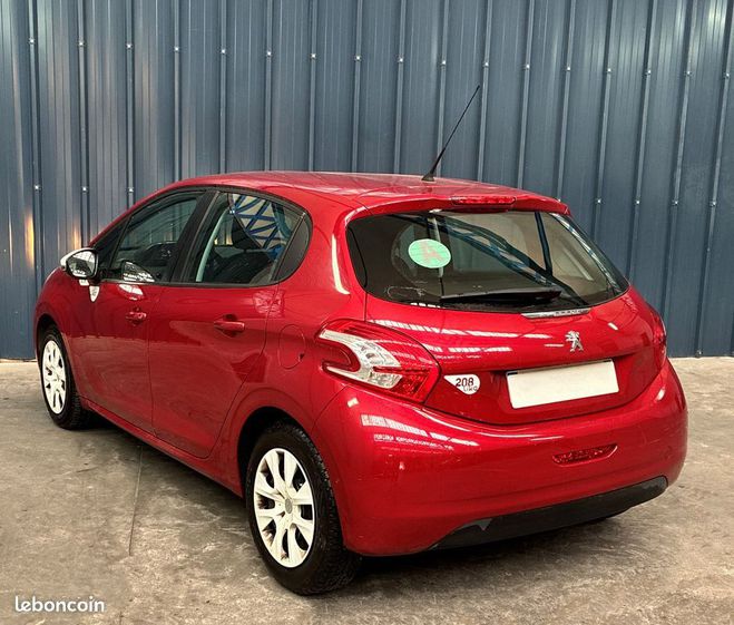 Peugeot 208 1.0 68ch Like Garantie 1 an Distribution Rouge de 2015