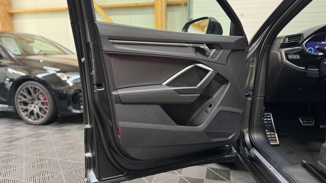 Audi Q3 Sportback 35 1.5 tfsi s line 150ch Gris de 2021