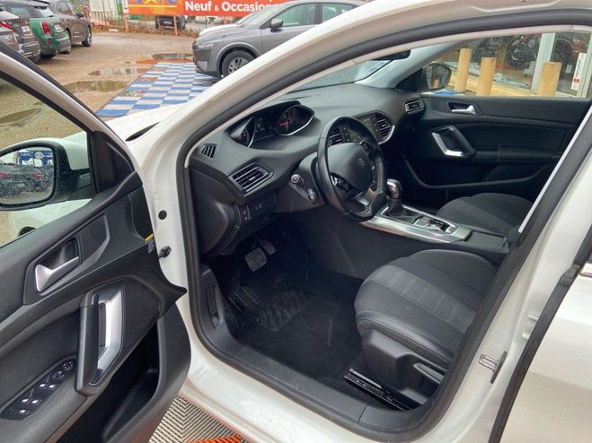 Peugeot 308 1.2 PureTech 130 EAT6 ALLURE Blanc de 2018