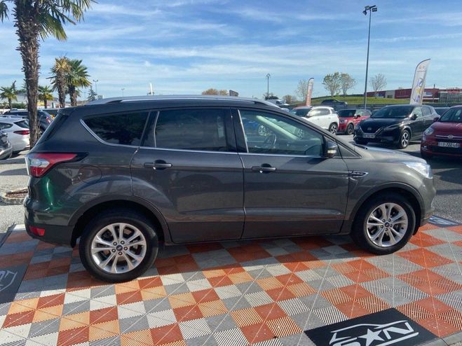 Ford Kuga 2.0 TDCi 150 4X2 TITANIUM TOE Camra Hif Gris Clair de 2018