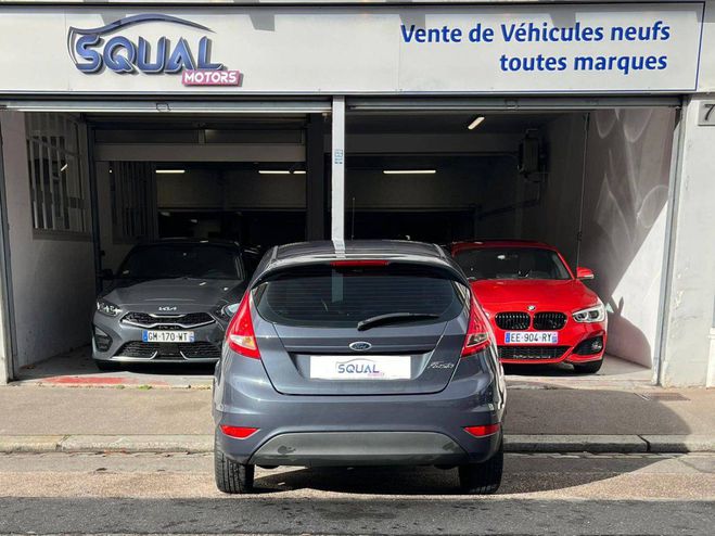 Ford Fiesta IV 1.25 60ch Trend 3p GRIS F de 2011