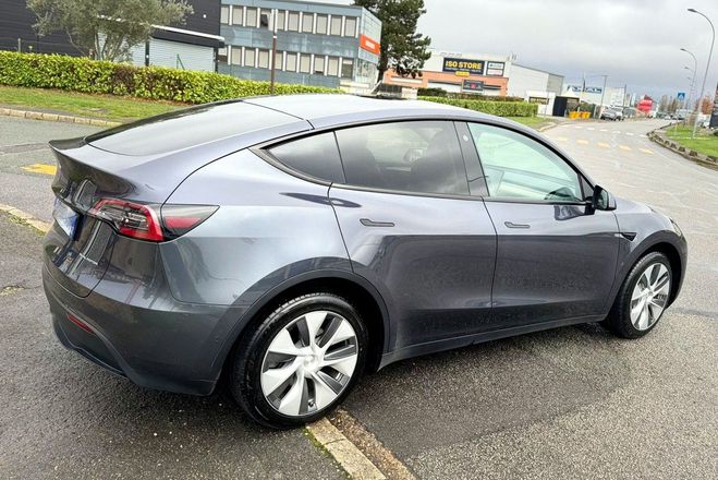 Tesla Model Y Grand Autonomie Dual Motor AWD 465CV 250 Gris Mtallis de 2022