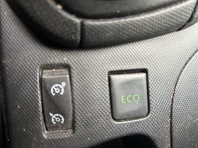 Renault Clio IV 1.5 DCI 90 ENERGY BUSINESS ECO2 BELLE Gris de 2014