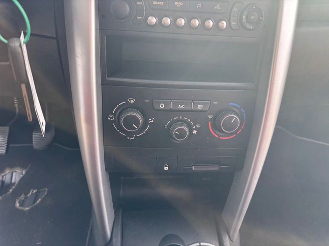 Peugeot 207 (2) 1.6 HDI 92 SERIE 64 5P Gris de 2010