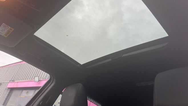 Nissan Juke (2) 1.2 DIG-T 115 TEKNA FULL TOIT OUVRAN Rouge de 2015